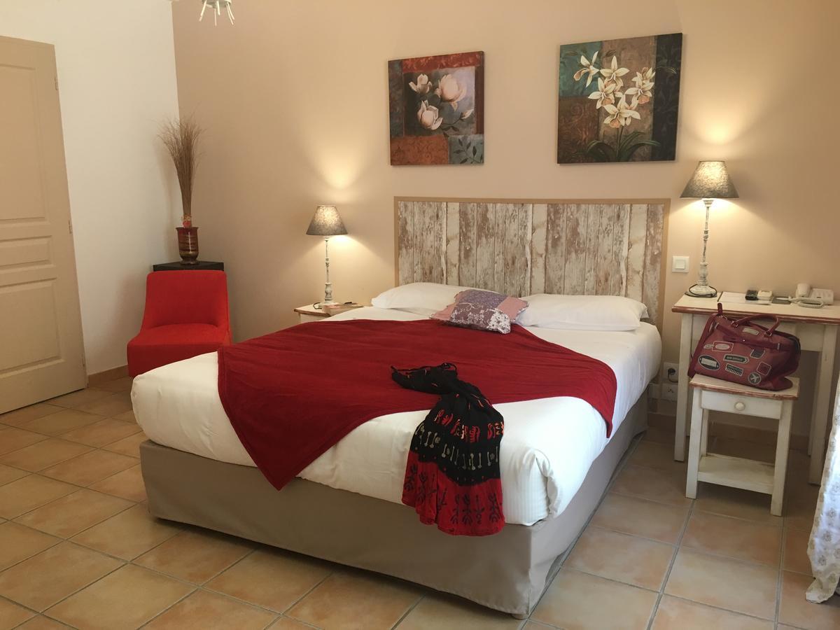 Hotel Les Ambres 3*